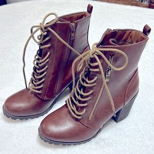 Dream pair women Combat boots